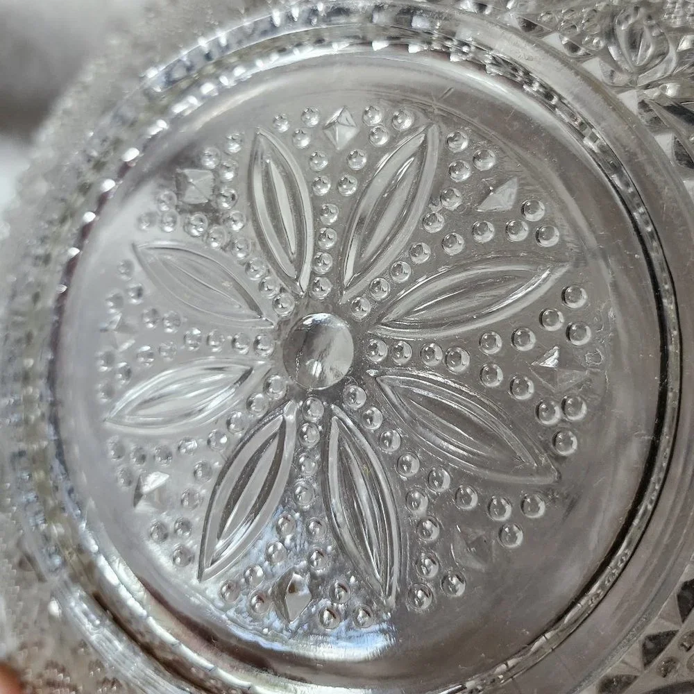 VINTAGE HERITAGE FEDERAL GLASS 10 1/4